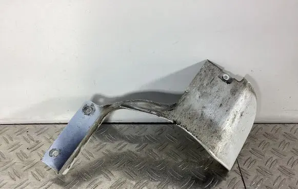 Tesla Model S Rear sill trim cover 105875700A