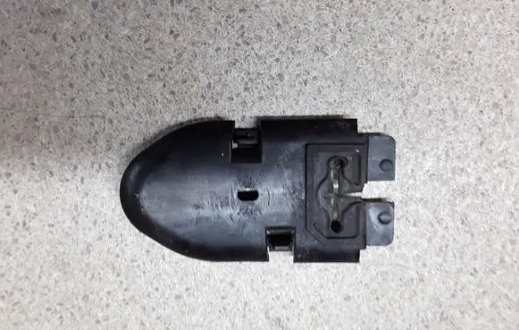 Chevrolet Camaro Fender mounting bracket 22846886