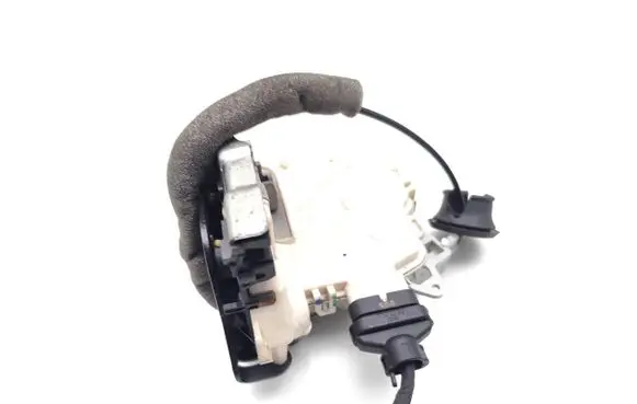 Audi A5 8T 8F Rear door lock 8K0839016C