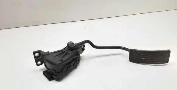 Mitsubishi Space Star Accelerator throttle pedal M865642 30865642 6PV00830100