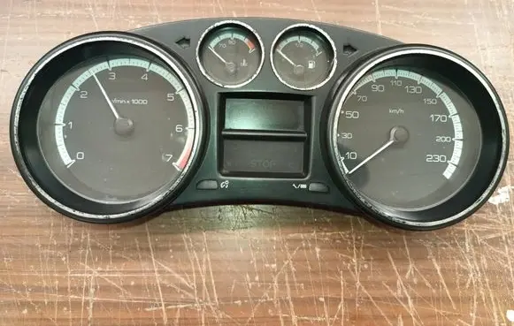 Peugeot 308 SW Speedometer (instrument cluster) 9665107380