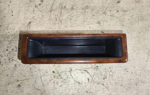 Ashtray (front)