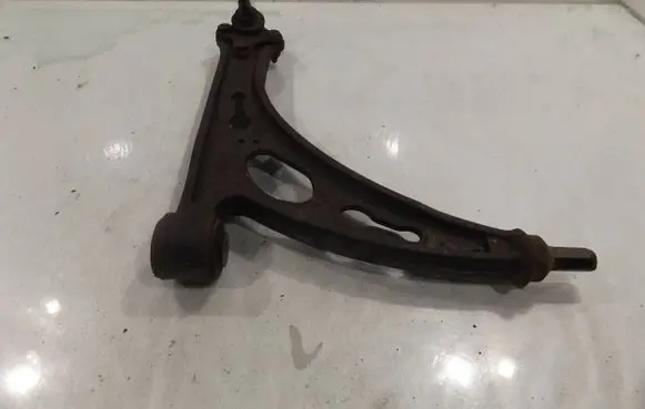 Volkswagen Touran I Front control arm