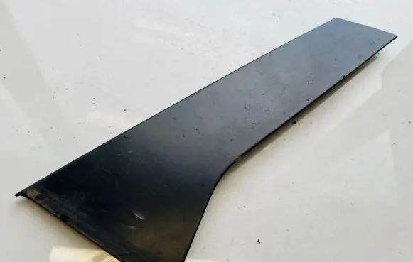 Other rear door trim element