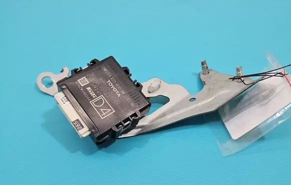 Lexus IS III XE30 Central body control module 89960-53140 IMPRK1502996