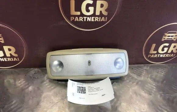 Volvo V70 Rear seat light 31252304