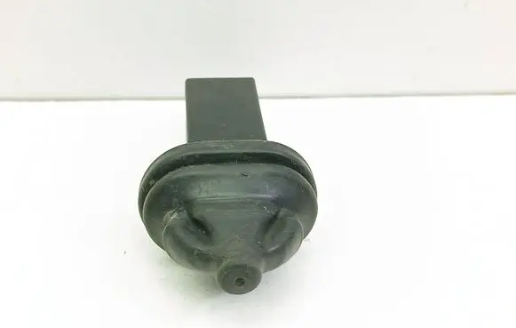 BMW 3 E46 Fuel tank opening switch 82289392