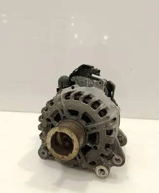 Nissan Qashqai Generator/alternator 2310A1VA0A 2612632A 511084258