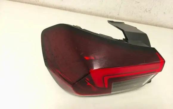 Rear/tail lights
