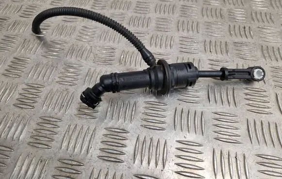 Renault Scenic III - Grand scenic III Clutch master cylinder 306101185R