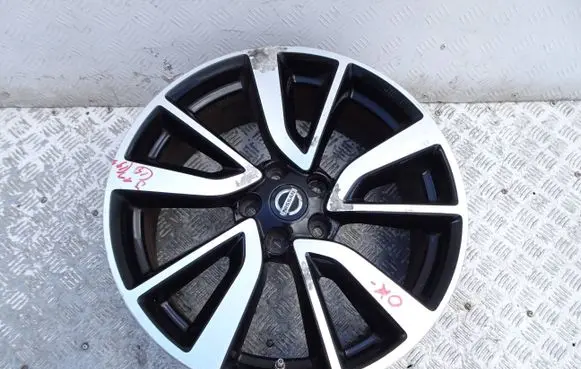 Nissan Qashqai R19 alloy rim