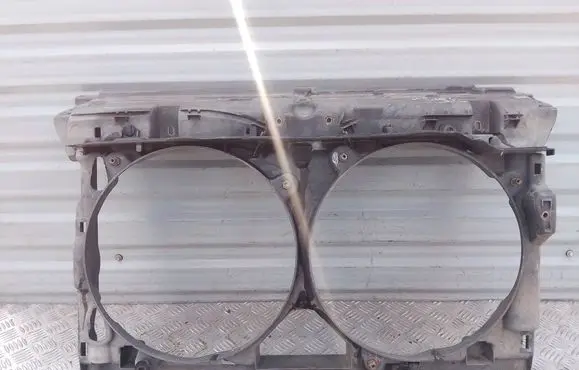Top upper radiator support slam panel