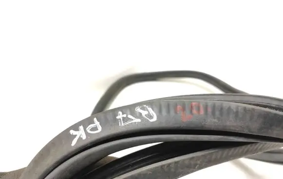 Volkswagen PASSAT B7 USA Front door rubber seal