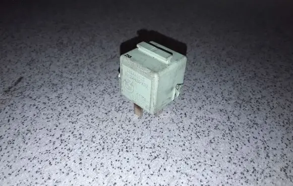BMW 5 E60 E61 Other relay 61368373700 8373700