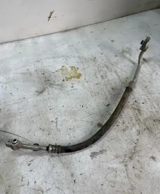 Subaru Outback Air conditioning (A/C) pipe/hose