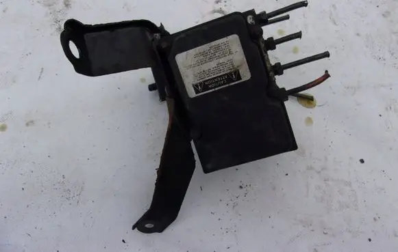 Toyota Corolla Verso AR10 ABS Pump 0F010