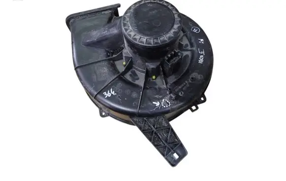 Volkswagen Polo Heater fan/blower 6Q1820015G
