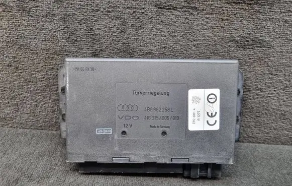 Audi A6 S6 C5 4B Comfort/convenience module 4B0962258L