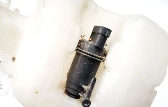 Renault Rapid Windscreen/windshield washer pump