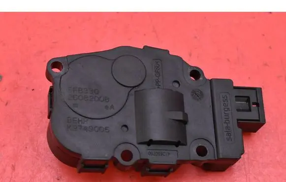 Audi A5 8T 8F Air flap motor/actuator K9749005