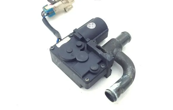 Maserati Quattroporte Coolant heater control valve 