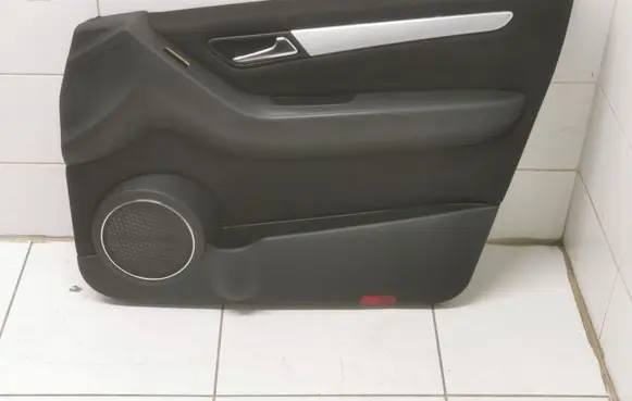 Mercedes-Benz B W245 Front door card panel trim A1697601061 JC329481RE1 1697270248