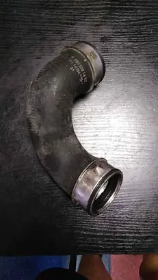 Mercedes-Benz C W203 Intercooler hose/pipe 2035281482