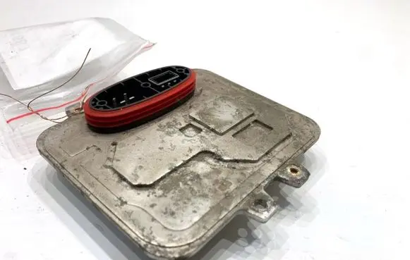 Nissan Qashqai Voltage converter/converter module 5DV00961000