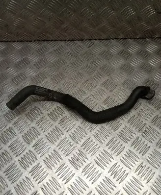 Mercedes-Benz C W204 Engine coolant pipe/hose A2045010982
