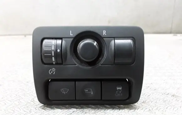 Subaru Outback Wing mirror switch 159A03