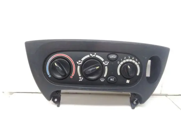 Renault Scenic I Climate control unit 651947U 100886