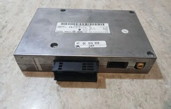 Audi A6 S6 C6 4F Bluetooth control unit module 4E0910336A