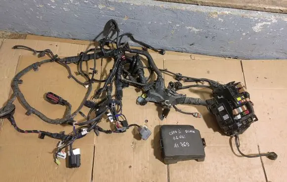 KIA Ceed Engine installation wiring loom 91304A2015