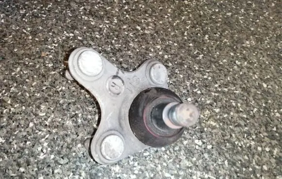 Volkswagen PASSAT B7 Front ball joint 3C0366B