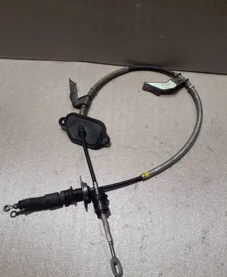 Gear shift cable linkage