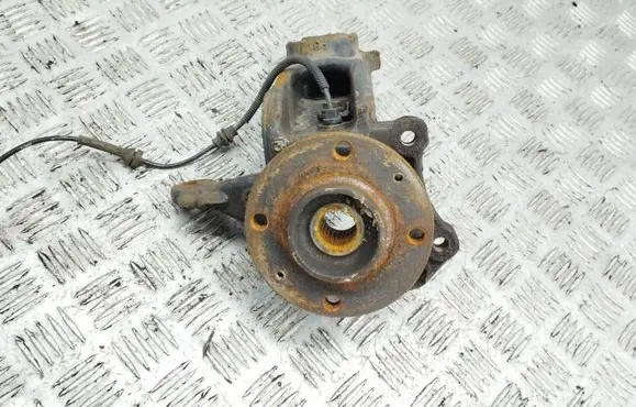 Citroen C4 Cactus Front wheel hub