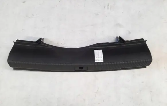 Engine bonnet/hood lock trim molding