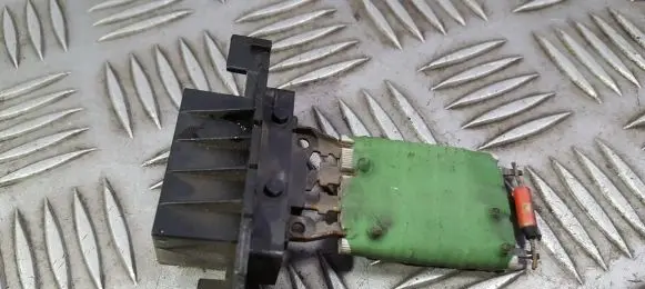 Opel Corsa D Heater blower motor/fan resistor 