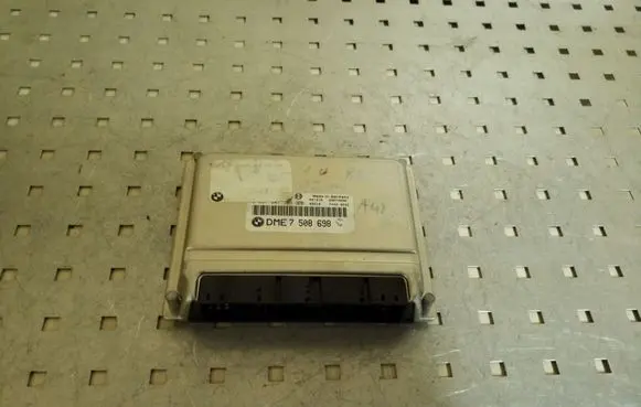 BMW X5 E53 Engine control unit/module DME7508698