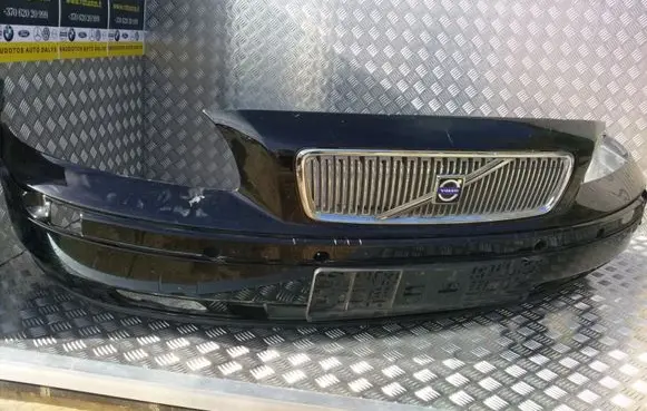 Volvo V70 Front bumper