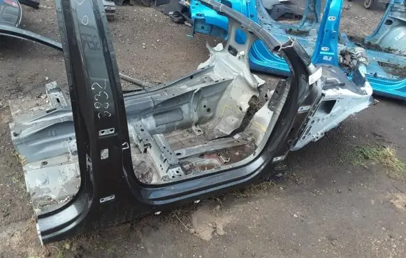 Volvo XC60 Front quarter panel 32234480