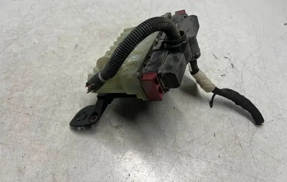 Opel Astra G Coolant fan relay 24456733 15427111