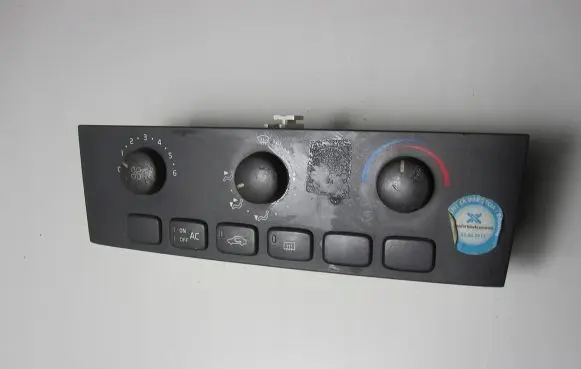 Volvo S40, V40 Climate control unit 0142700G04