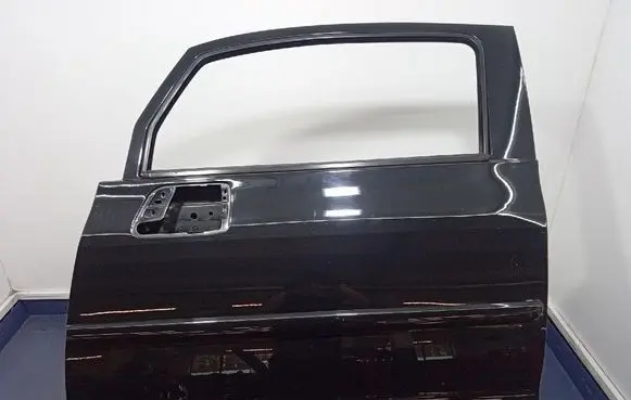 Peugeot 1007 Front door 