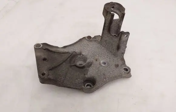 Citroen Berlingo A/C compressor mount bracket 9823598480