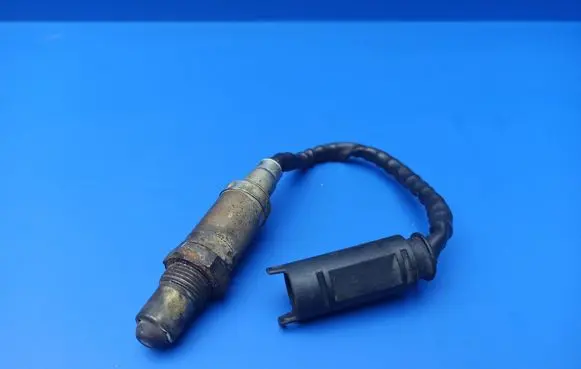 BMW 7 E65 E66 Lambda probe sensor 7512567 0258005297 11787512567