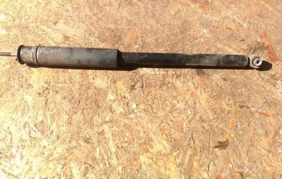 Rear shock absorber/damper