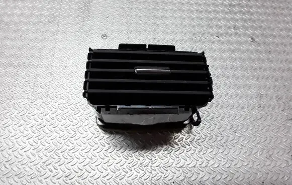 Toyota Avensis T250 Dashboard side air vent grill/cover trim