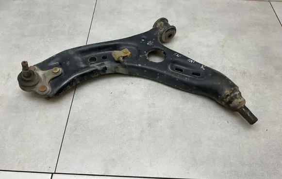 Front lower control arm/wishbone