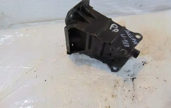 Mercedes-Benz A W169 Radiator support slam panel bracket 